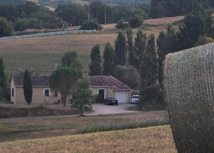 Epis Tournesols Дом отдыха Coueilles